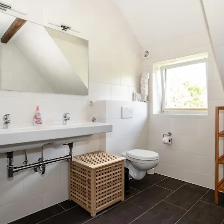 Holiday home Ennert Winterberg