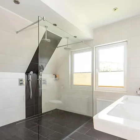 Holiday home Ennert Winterberg